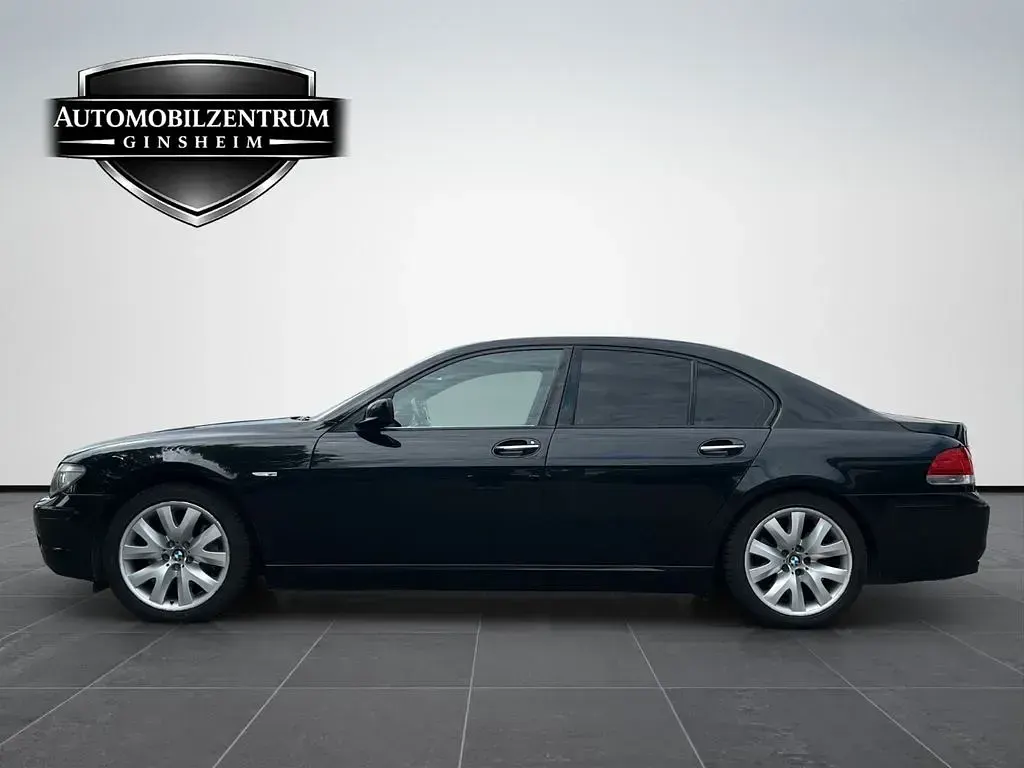 Gebraucht BMW 750 Shadowline 367 PS (269 kW) 2005 Schwarz Limousine