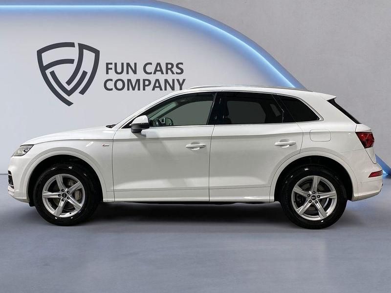 Second-hand Audi Q5 Basis 299 CP (219 kW) 2021 Alb SUV