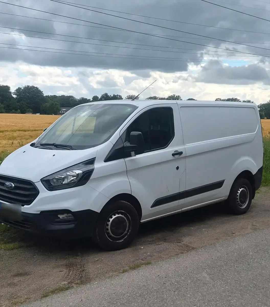 Gebraucht Ford Transit Custom 105 PS (77 kW) 2020 Weiß Van / Kleinbus