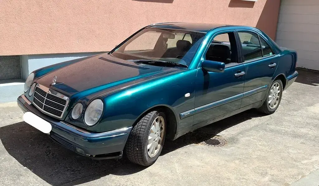 Gebraucht Mercedes E320 Elegance 224 PS (164 kW) 1997 Grün Limousine