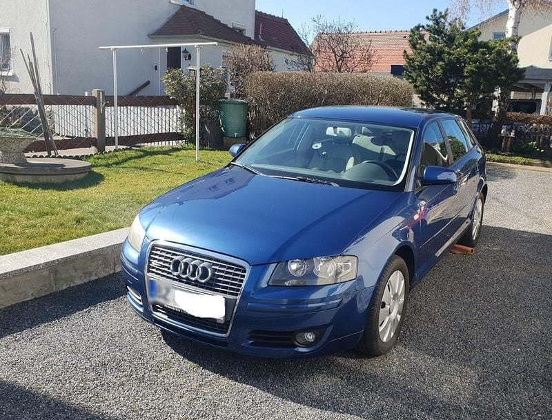 Gebraucht Audi A3 Sportback Attraction 140 PS (102 kW) 2007 Blau Kleinwagen