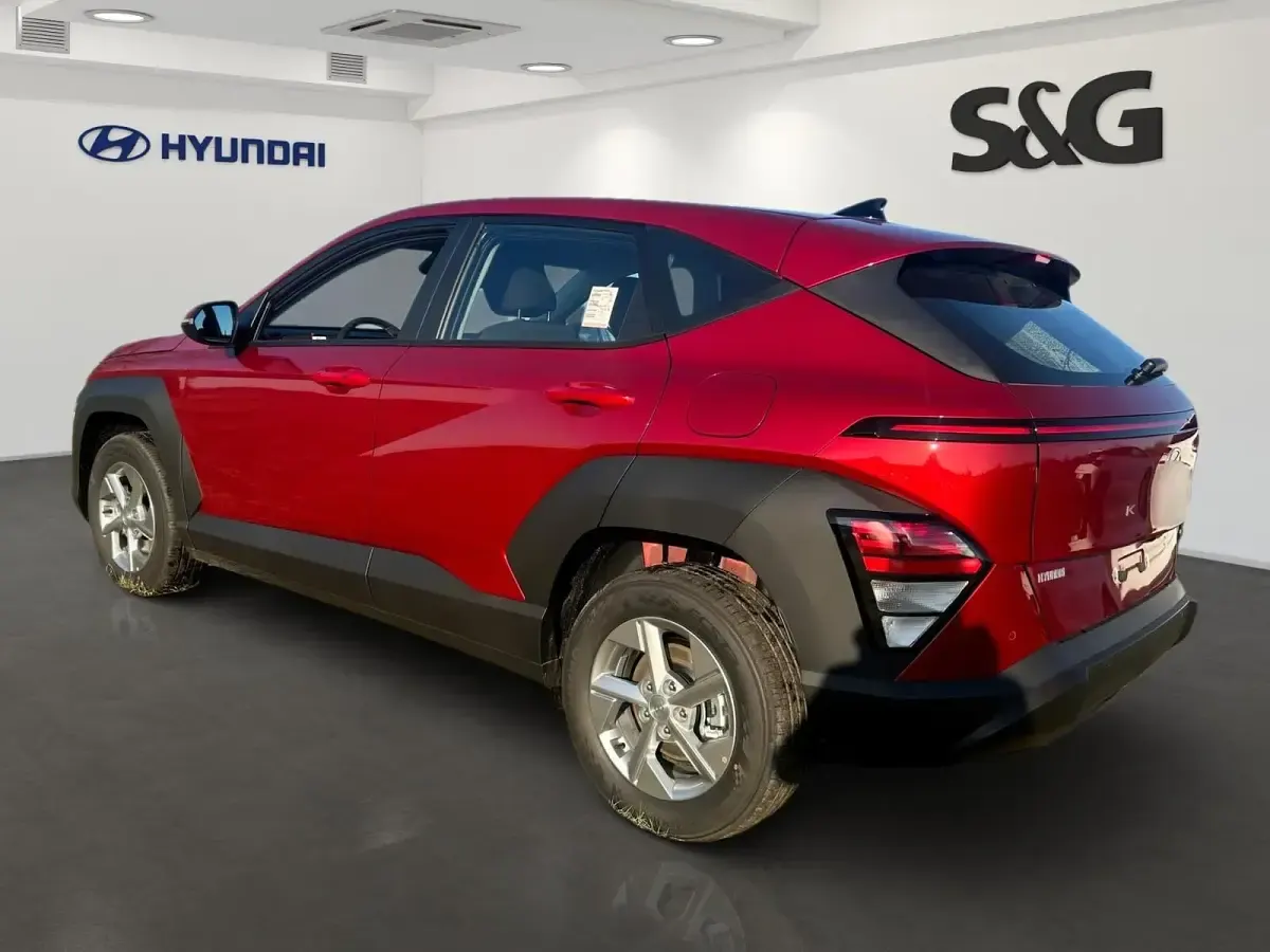 Neu Hyundai Kona Select 129 PS (94 kW) 2026 Ultimate red / met SUV
