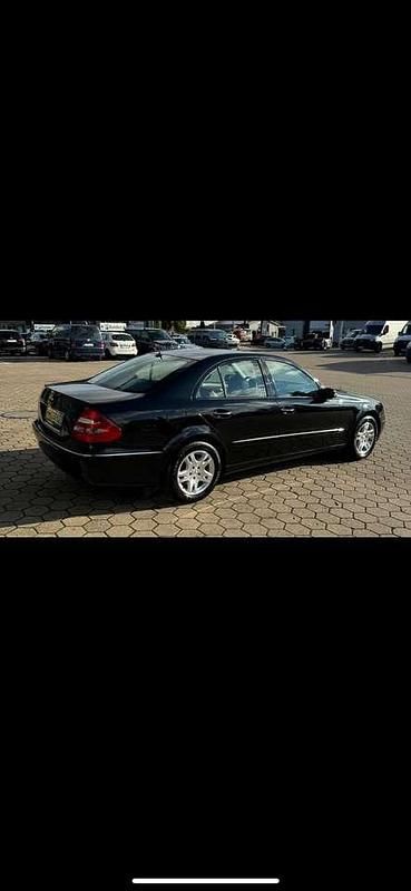 Gebraucht Mercedes E280 Elegance 231 PS (169 kW) 2005 Schwarz Limousine