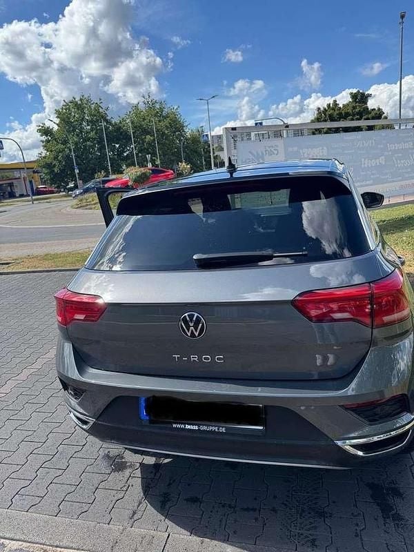 Grau Gebraucht 2022 VW T-Roc Active SUV | 25.000 € (Fairer Preis) - Bild 1/4