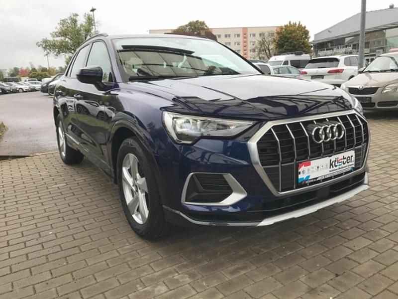 Gebraucht Audi Q3 Advanced 150 PS (110 kW) 2023 Blau SUV