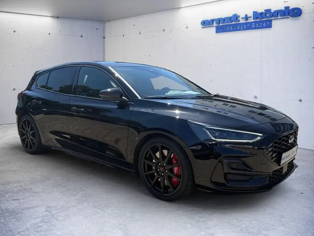 Gebraucht Ford Focus ST 280 PS (205 kW) 2024 Agate black metallic Limousine