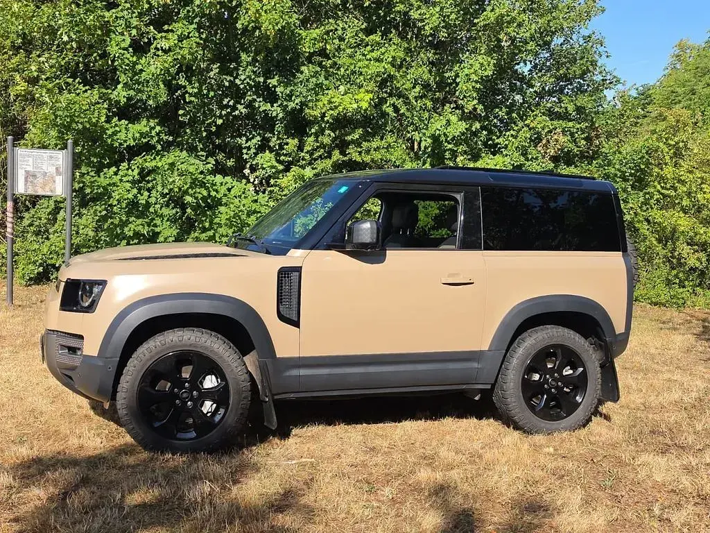 Gebraucht Land Rover Defender HSE Dynamic 300 PS (220 kW) 2021 Weiß SUV