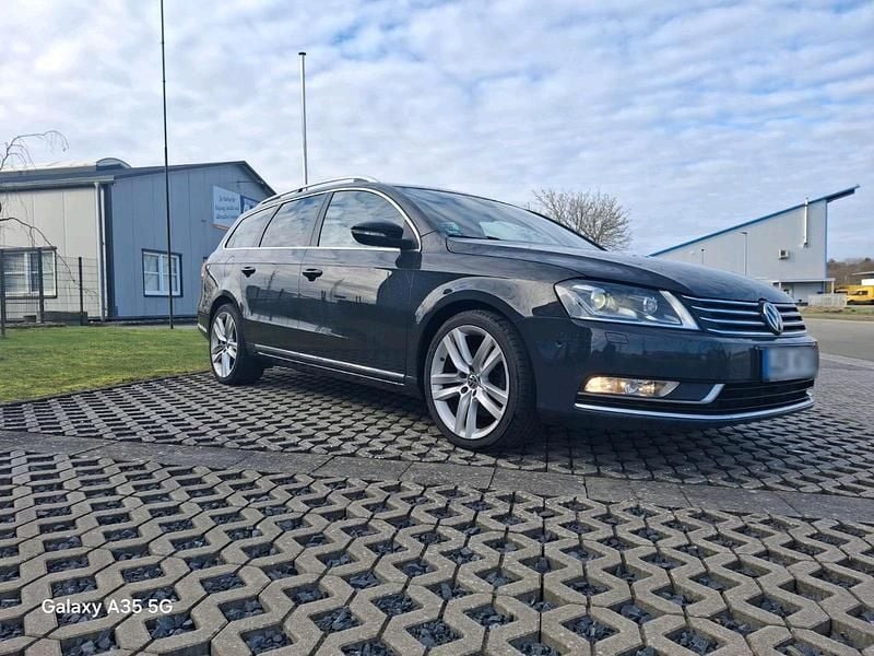 Second-hand VW Passat 180 CP (132 kW) 2014 Gri Break