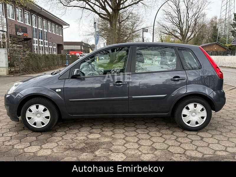 Gebraucht Ford Fiesta Style 69 PS (50 kW) 2008 Grau Kleinwagen