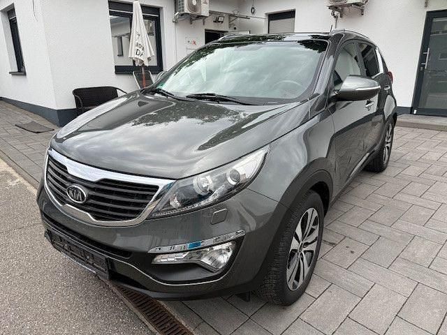 Grau Gebraucht 2011 Kia Sportage Spirit SUV | 9.980 € (Guter Preis) - Bild 1/4