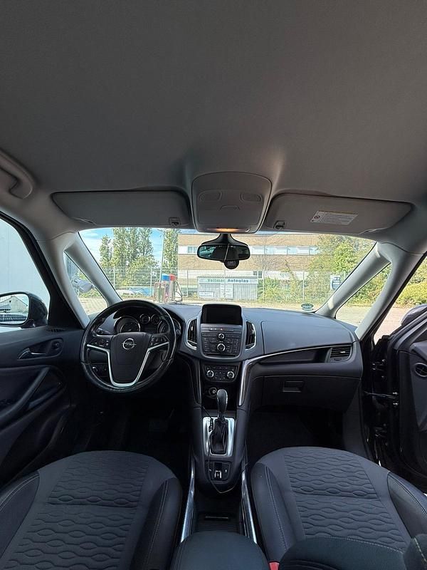 Gebraucht Opel Zafira Tourer Innovation 165 PS (121 kW) 2014 Braun Van / Kleinbus