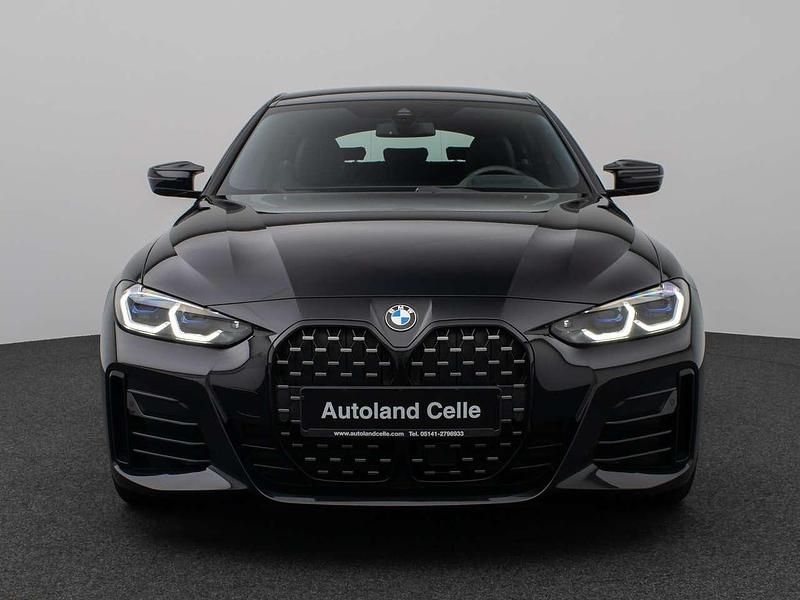 Gebraucht BMW 440 374 PS (275 kW) 2022 Saphirschwarz metallic 475 Coupé