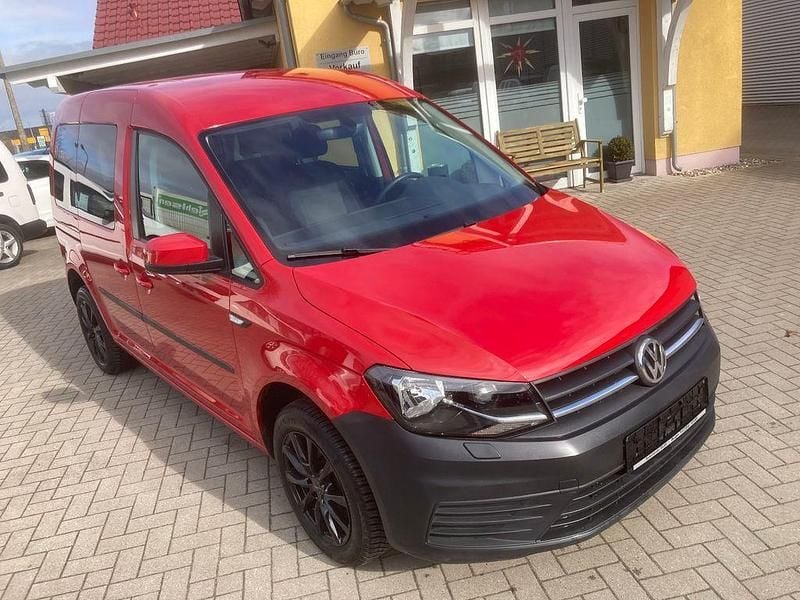Gebraucht VW Caddy 125 PS (91 kW) 2017 Rot Van / Kleinbus