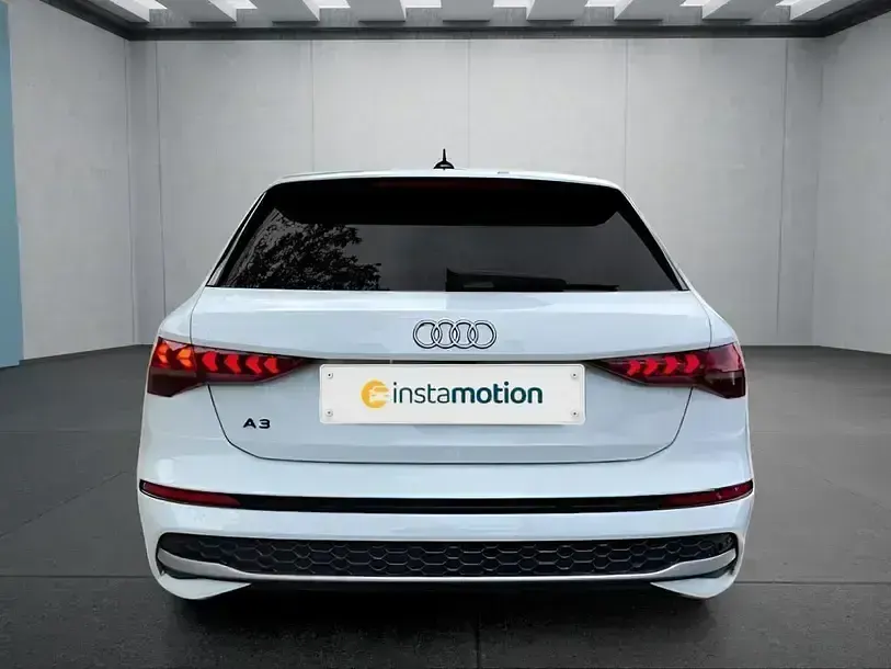 Gebraucht Audi A3 150 PS (110 kW) 2025 Weiss Limousine
