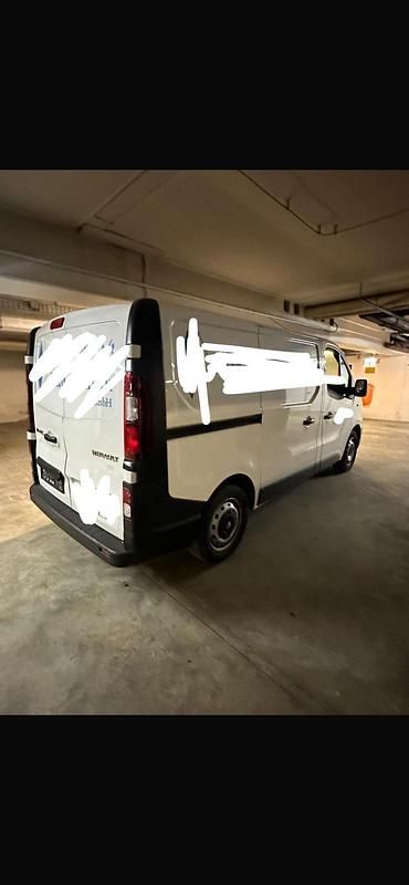 Gebraucht Renault Trafic 89 PS (65 kW) 2019 Weiß Van / Kleinbus