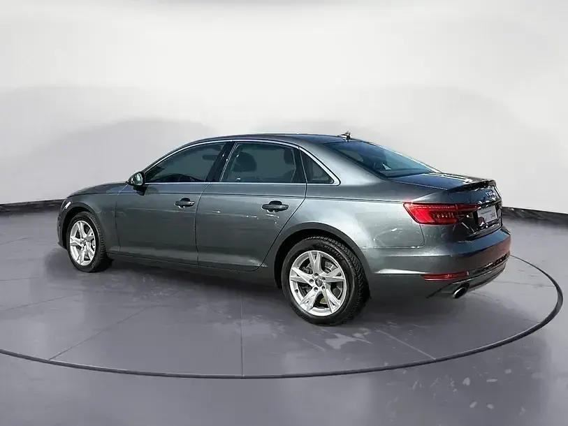 Gebraucht Audi A4 Comfort 252 PS (185 kW) 2016 Grau Limousine
