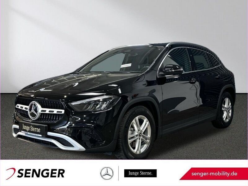 Gebraucht Mercedes GLA200 163 PS (119 kW) 2024 Schwarz SUV