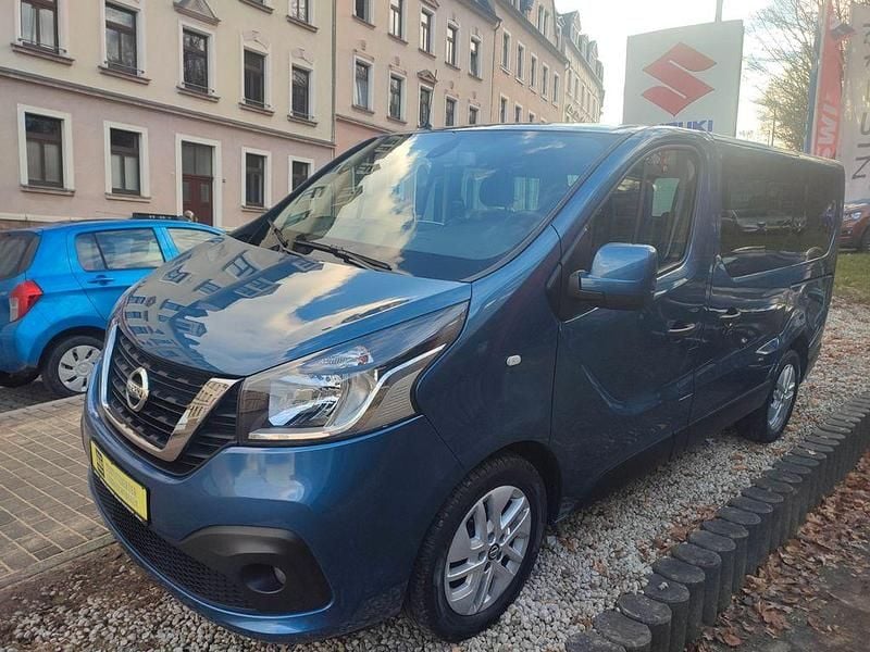 Blau Gebraucht 2020 Nissan NV300 Comfort Van | 28.995 € (Guter Preis) - Bild 1/4