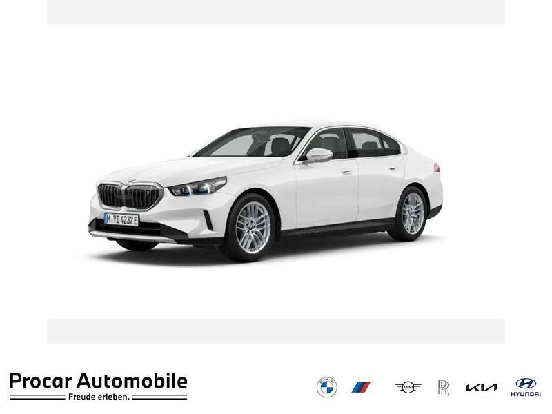 Alpinweiß uni Neu 2025 BMW i5 Limousine | 52.806 € - Bild 1/3