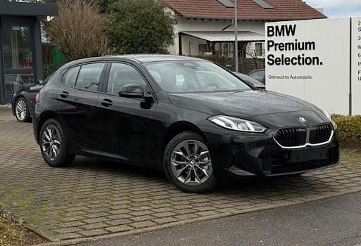 Neu BMW 120 Efficient Dynamics 170 PS (125 kW) 2025 Schwarz Kleinwagen