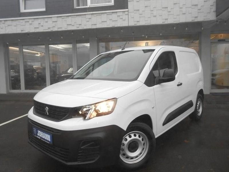 Gebraucht Peugeot E-Partner 100 kW (136 PS) 2024 Van / Kleinbus