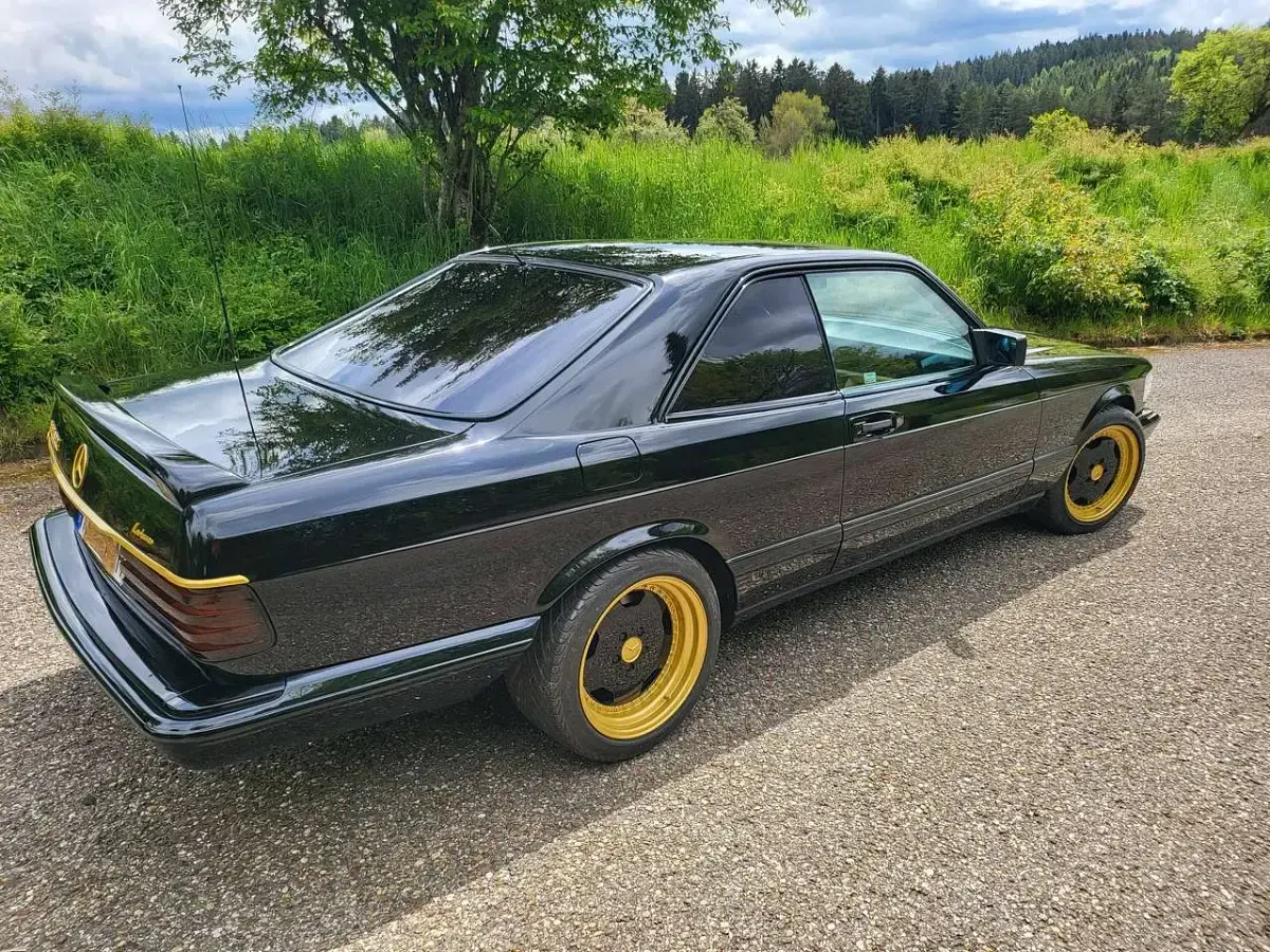 Gebraucht Mercedes 560 299 PS (219 kW) 1990 Schwarz Coupé