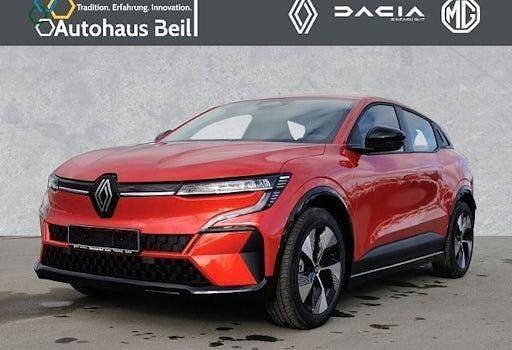 Gebraucht Renault Megane E-Tech Equilibre 160 kW (218 PS) 2022 Rot Limousine