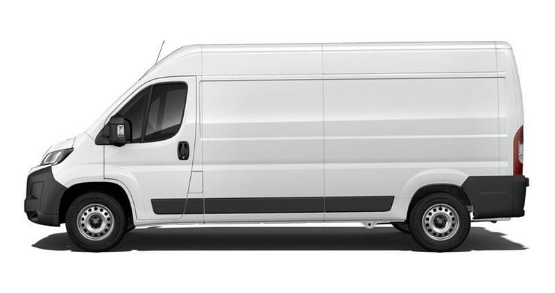 Neu Opel Movano 179 PS (131 kW) 2026 Weiß Van