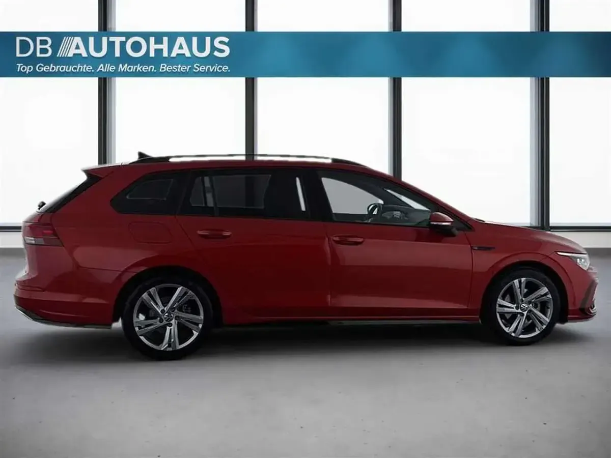 Gebraucht VW Golf VIII R-line 150 PS (110 kW) 2024 Rot Kombi