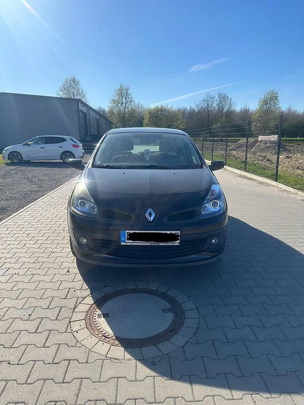 Gebraucht Renault Clio II 75 PS (55 kW) 2007 Schwarz Kleinwagen