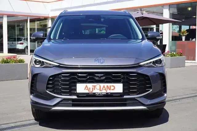 Neu MG ZS Luxury 197 PS (144 kW) 2026 Grau SUV
