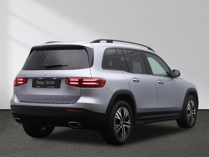 Gebraucht Mercedes GLB200 Progressive 150 PS (110 kW) 2025 Silber SUV
