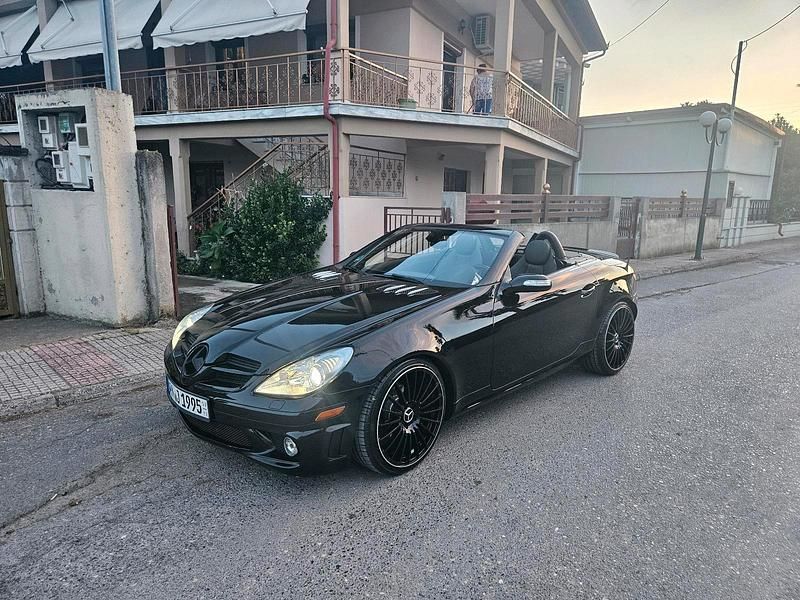 Second-hand Mercedes SLK200 163 CP (119 kW) 2004 Negru Cabrio