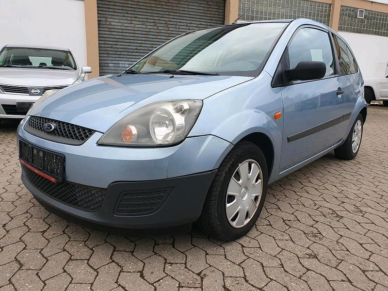Gebraucht Ford Fiesta 60 PS (44 kW) 2006 Blau Kleinwagen