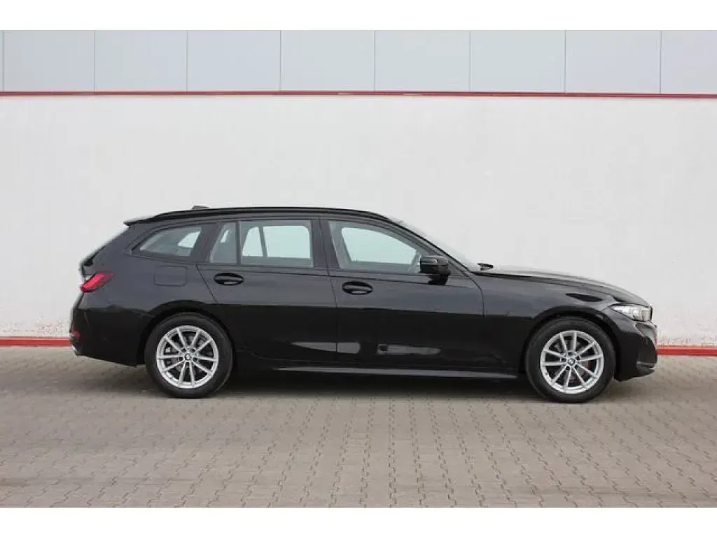 Gebraucht BMW 320 Shadowline 190 PS (139 kW) 2023 Schwarz Kombi