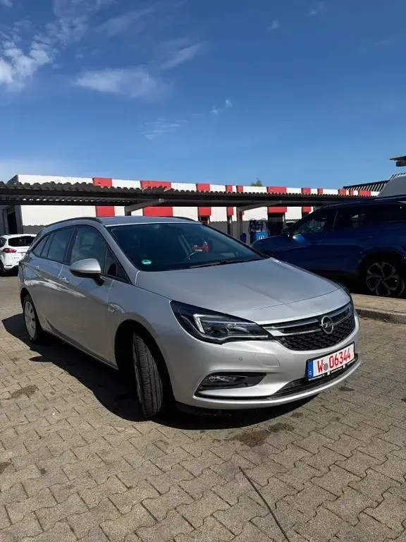 Gebraucht Opel Astra Business 110 PS (80 kW) 2019 Silber Kombi