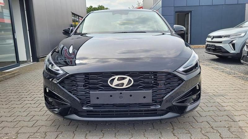 Neu Hyundai i30 GO! 150 PS (110 kW) 2026 Schwarz Limousine