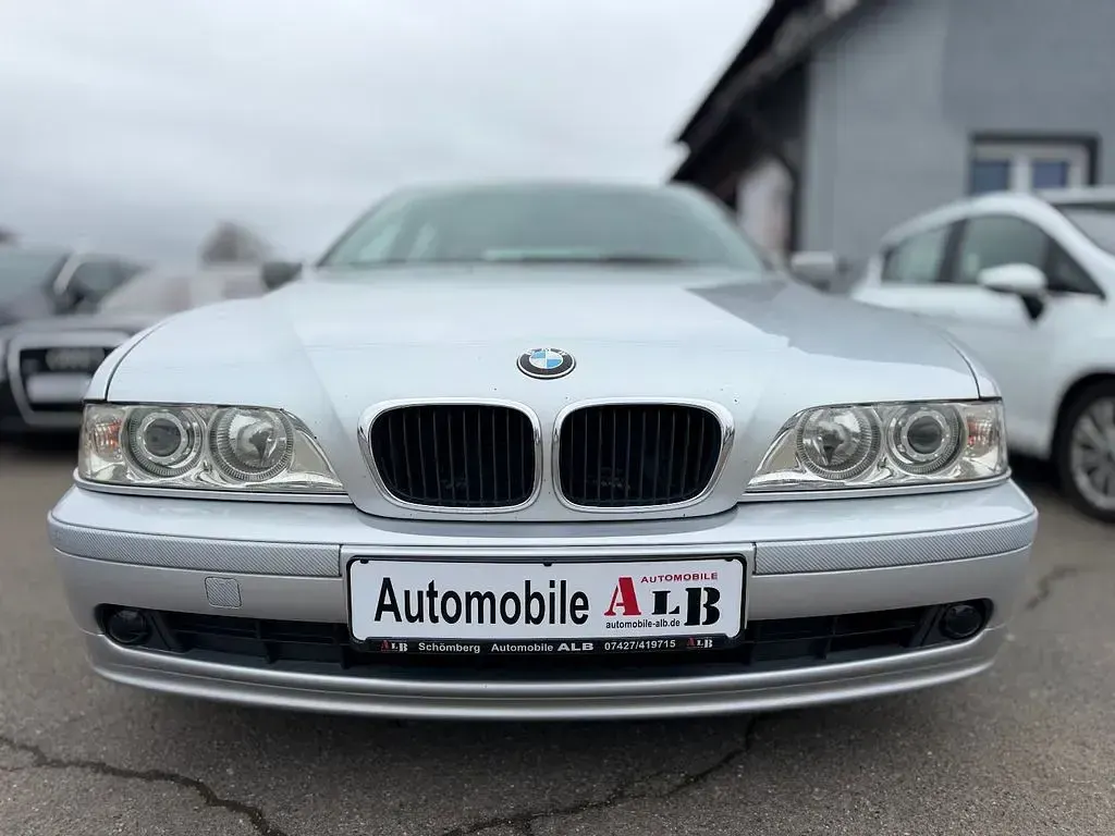 Gebraucht BMW 520 Sport Line 170 PS (125 kW) 2003 Silber Kombi