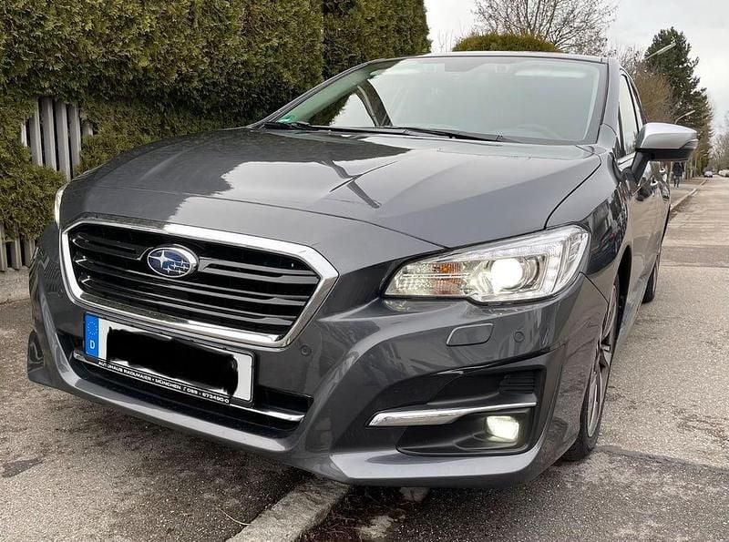 Grau Gebraucht 2021 Subaru Levorg Active Kombi | 15.850 € (Superpreis) - Bild 1/4