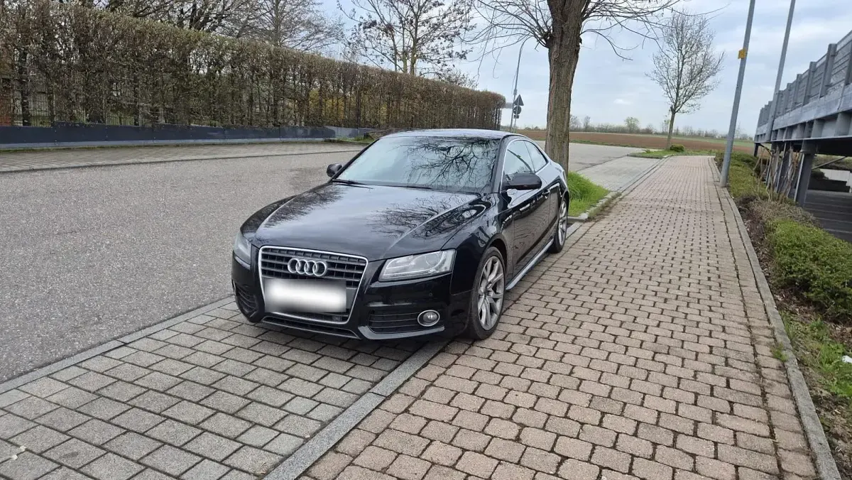 Gebraucht Audi A5 S-Line 190 PS (139 kW) 2011 Schwarz Coupé