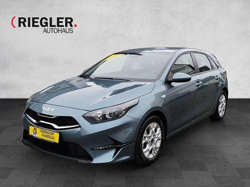 Gebraucht Kia Ceed Vision 159 PS (116 kW) 2024 Grau Kleinwagen