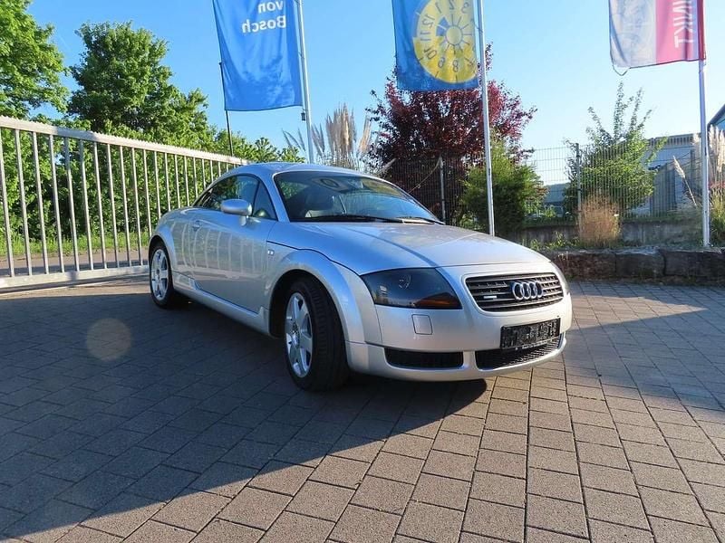 Gebraucht Audi TT 224 PS (164 kW) 1999 Lichtsilber metallic Coupé