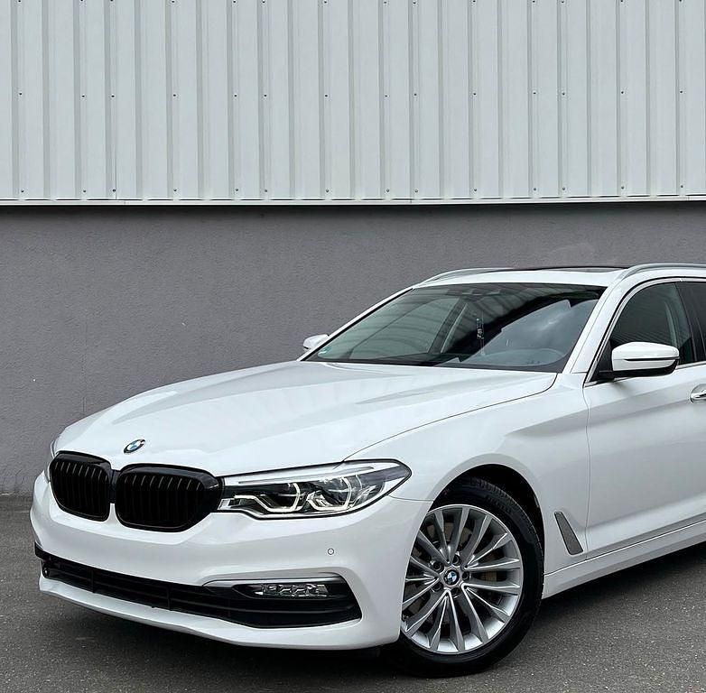 Weiß Gebraucht 2017 BMW 530 Luxury Line Kombi | 17.800 € (Fairer Preis) - Bild 1/4