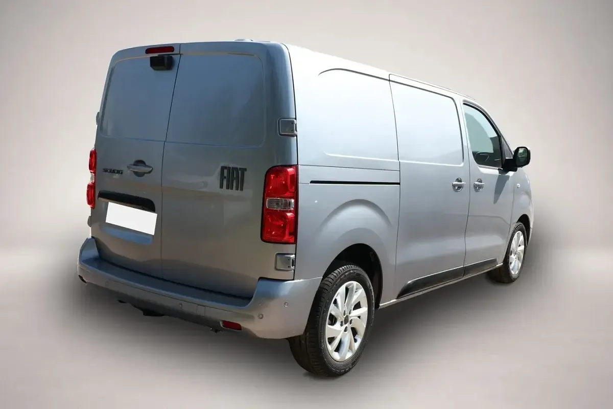 Neu Fiat Scudo 177 PS (130 kW) 2025 Grau Van