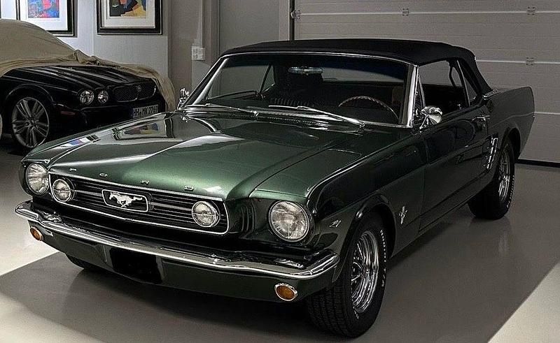 Grün Gebraucht 1966 Ford Mustang GT Convertible Cabrio | 68.750 € - Bild 1/4