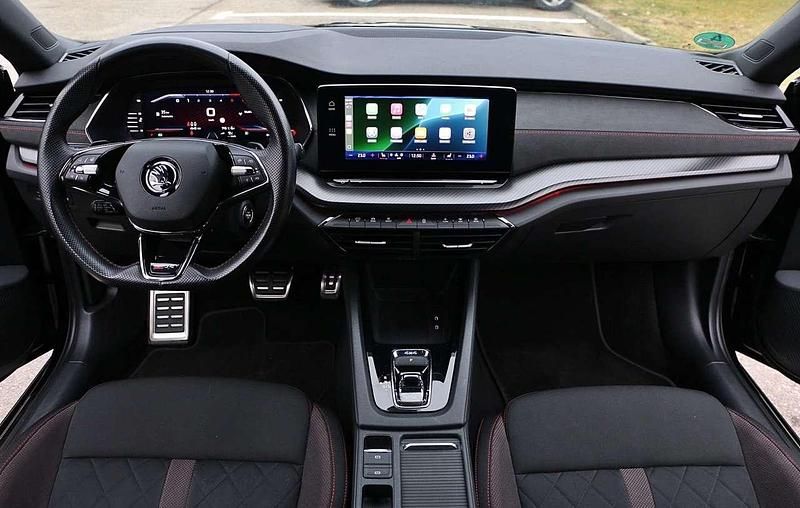 Schwarz Gebraucht 2021 Skoda Octavia RS Kombi | 22.500 € (Superpreis) - Bild 1/3