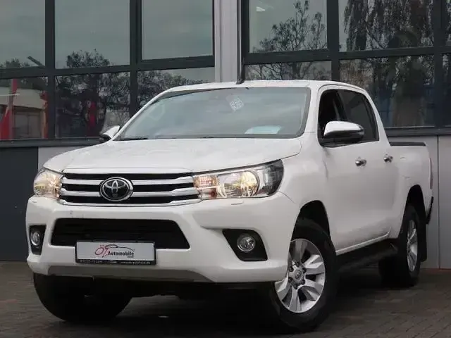 Gebraucht Toyota HiLux 150 PS (110 kW) 2019 Weiß Pickup