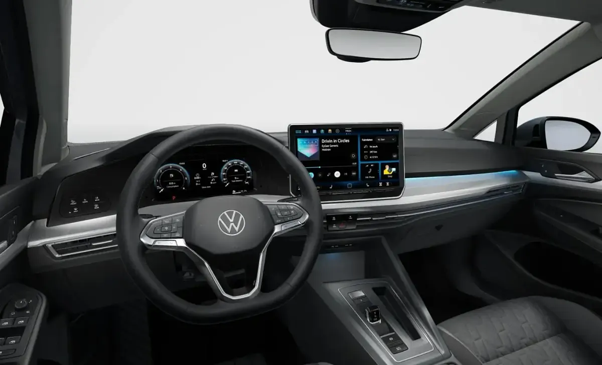 Nowe VW Golf VIII 150 KM (110 kW) 2026 Szary Sedan/Limuzyna