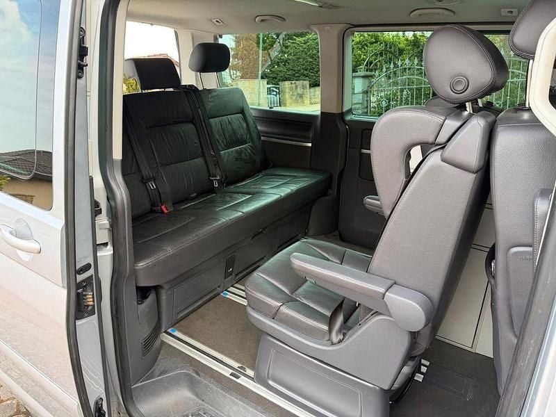 Second-hand VW Multivan Highline 174 CP (127 kW) 2007 Argintiu Monovolum