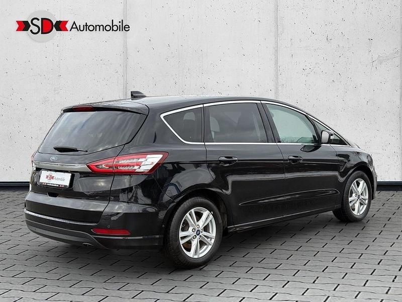 Gebraucht Ford S-MAX Titanium 150 PS (110 kW) 2021 Schwarz Van / Kleinbus